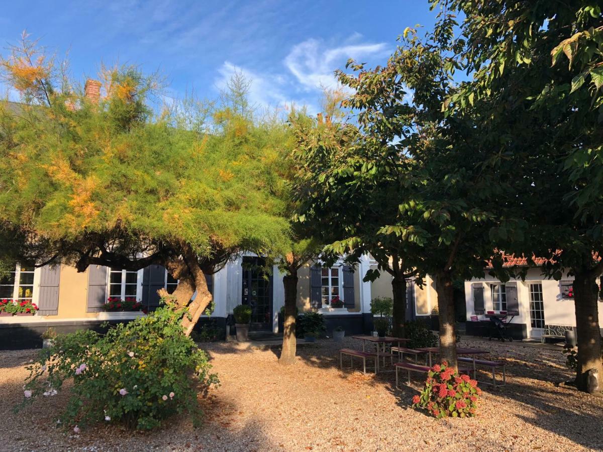 Au Presbytere De Saigneville Exterior foto